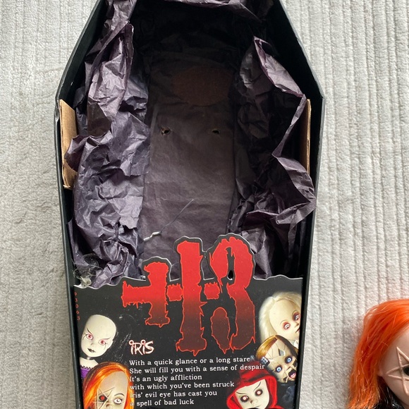 Living Dead Dolls Series 13 Iris - Picture 4 of 4